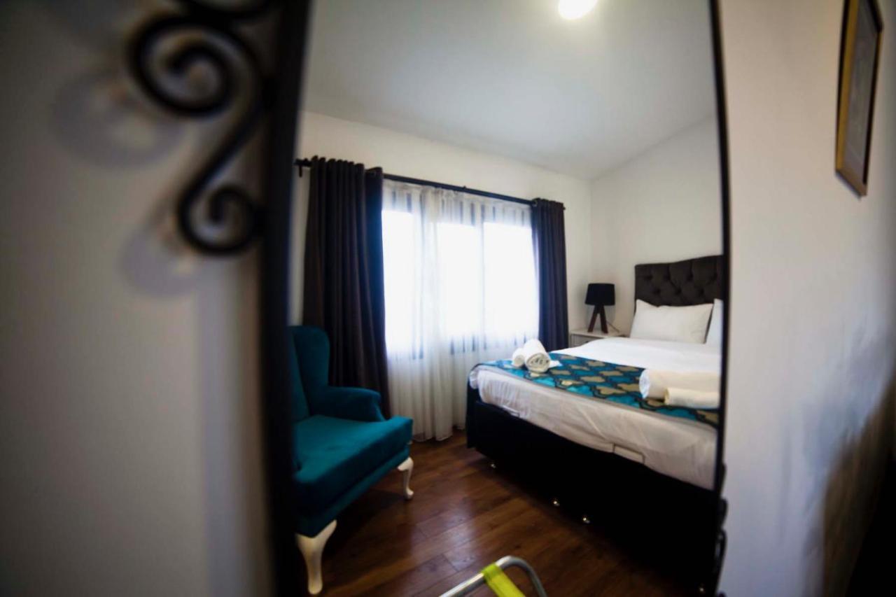 Galata Cicek Suites Istanbul Exterior photo